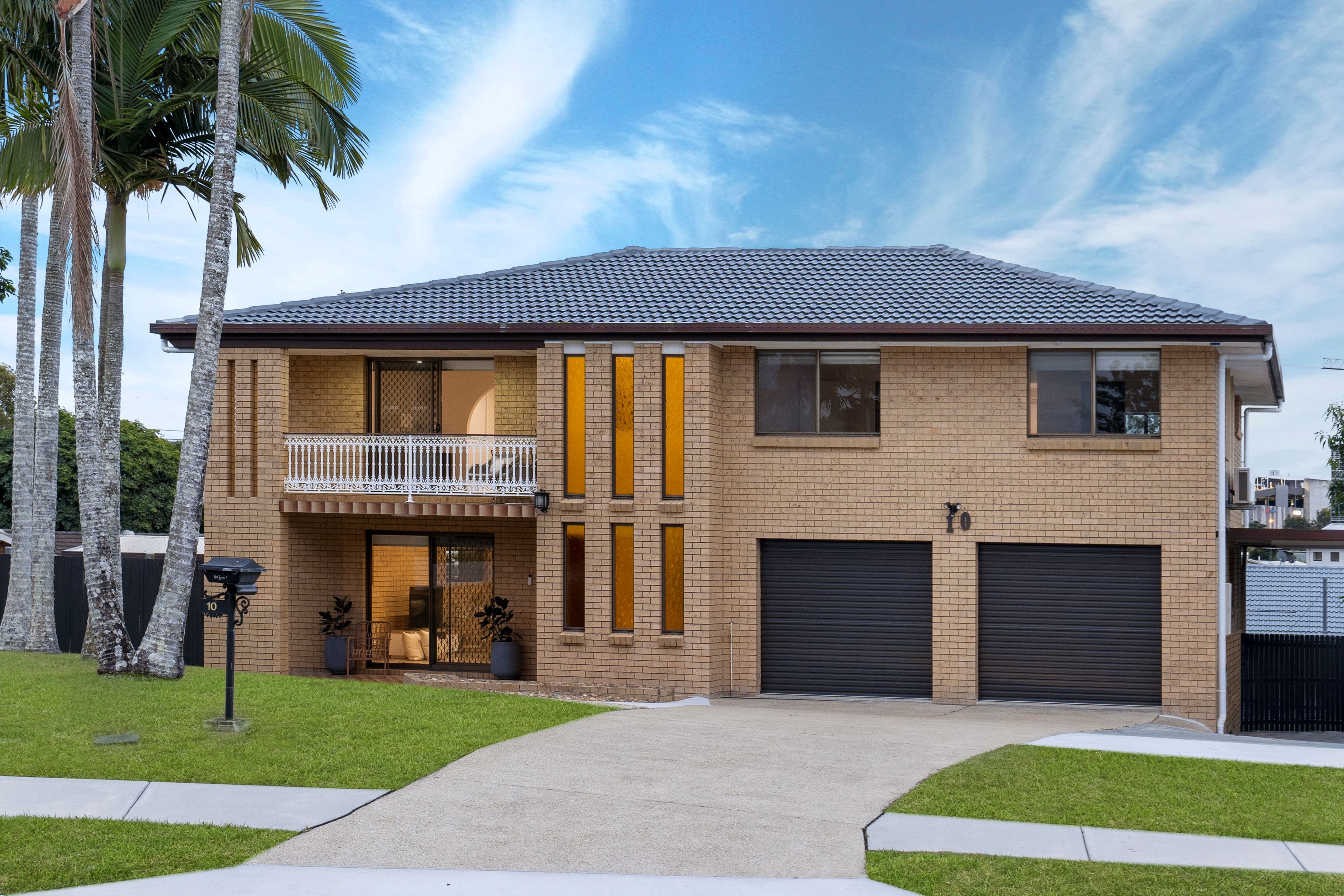 10 Coolcorra Court, Carindale QLD 4152, Carindale - Image 1