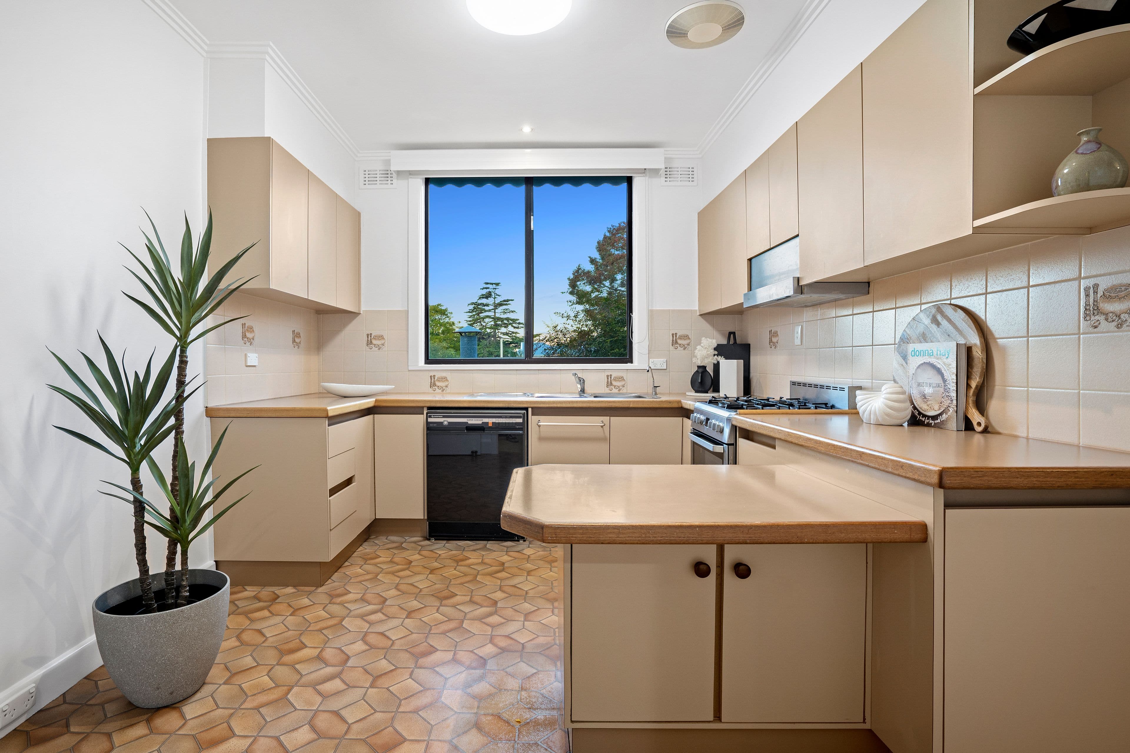 5 Gilford Grove, Cheltenham VIC 3192, Cheltenham - Thumbnail 3