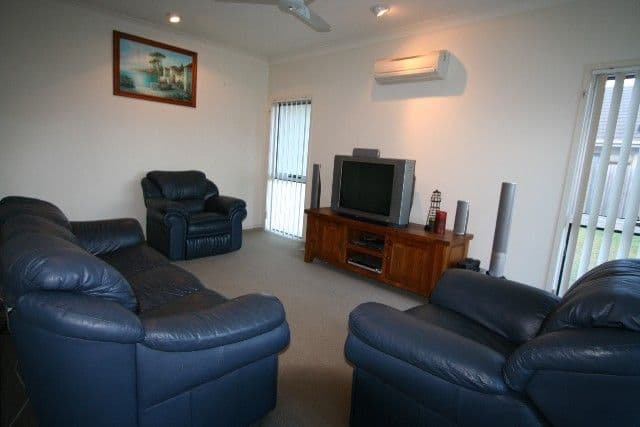 14 Goulburn Way, WAKERLEY QLD 4154, Wakerley - Thumbnail 4