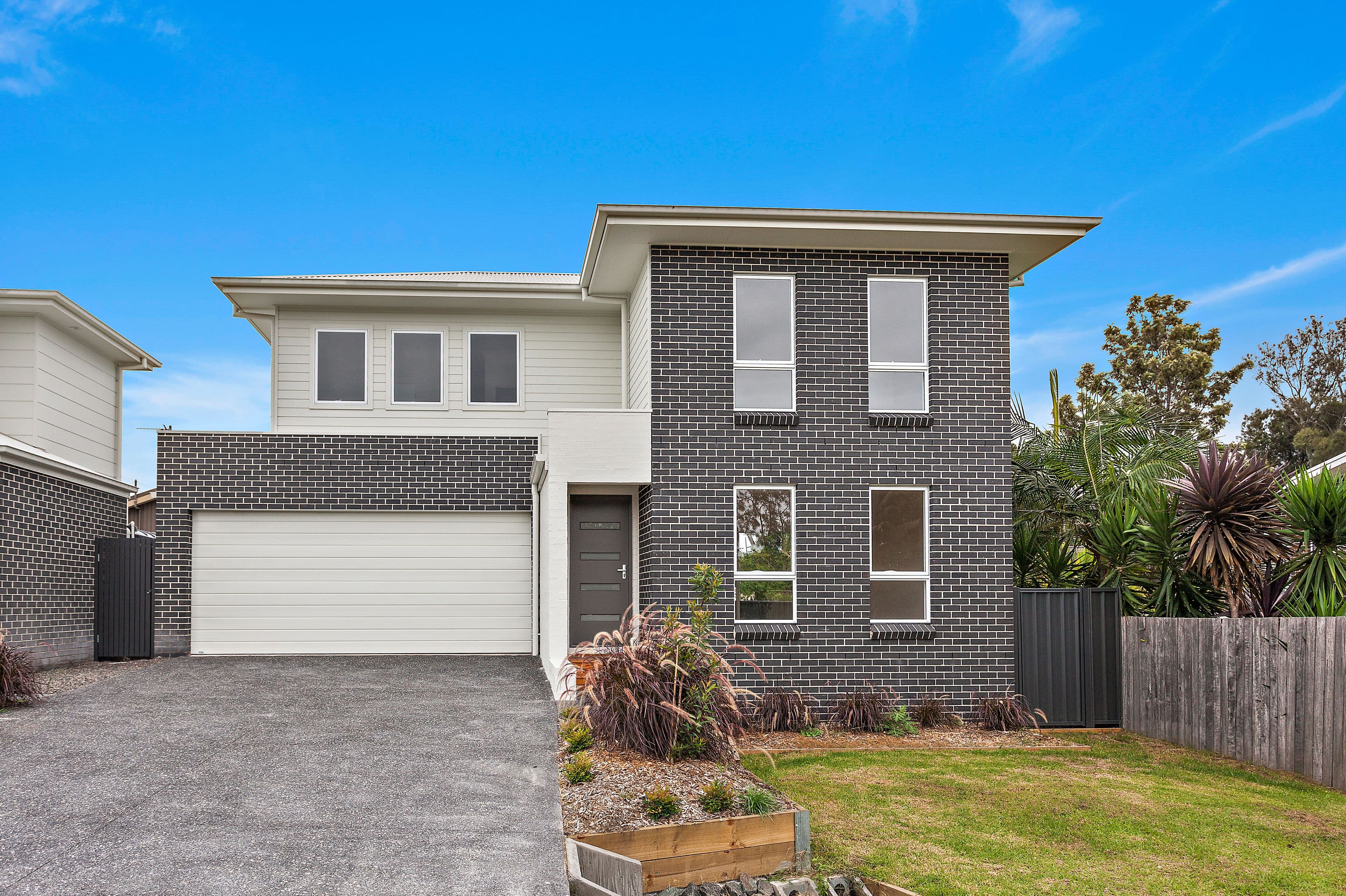 7 Kanahooka Street, Albion Park Rail - Image 1