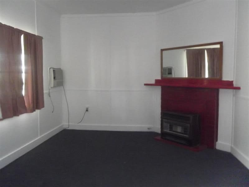 15 Dungaleer Street, COWRA NSW 2794, Cowra - Thumbnail 2