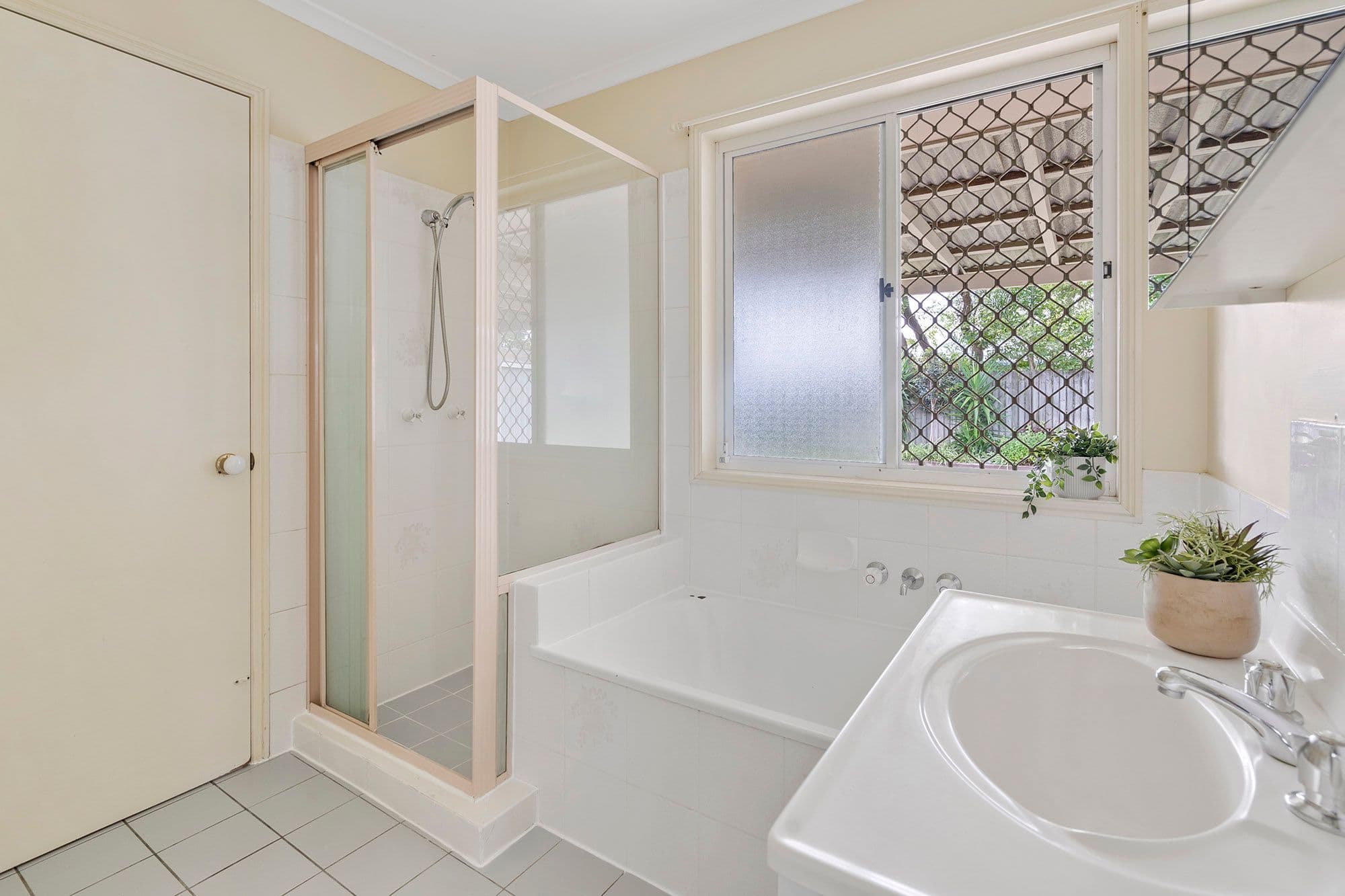 9 Crest Street, Beenleigh QLD 4207, Beenleigh - Thumbnail 8
