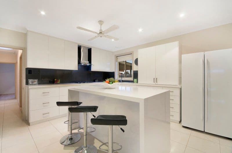 28 Mercury Crescent, Newcomb VIC 3219, Newcomb - Thumbnail 3