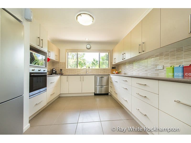 9 Brake Avenue, FRENCHVILLE QLD 4701, Frenchville - Thumbnail 2