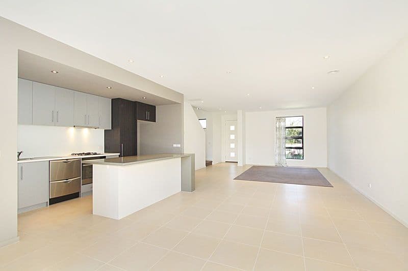 91 Rosebank Avenue, CLAYTON SOUTH VIC 3169, Clayton South - Thumbnail 2