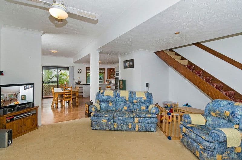 34 Boab Street, ELANORA QLD 4221, Elanora - Thumbnail 2