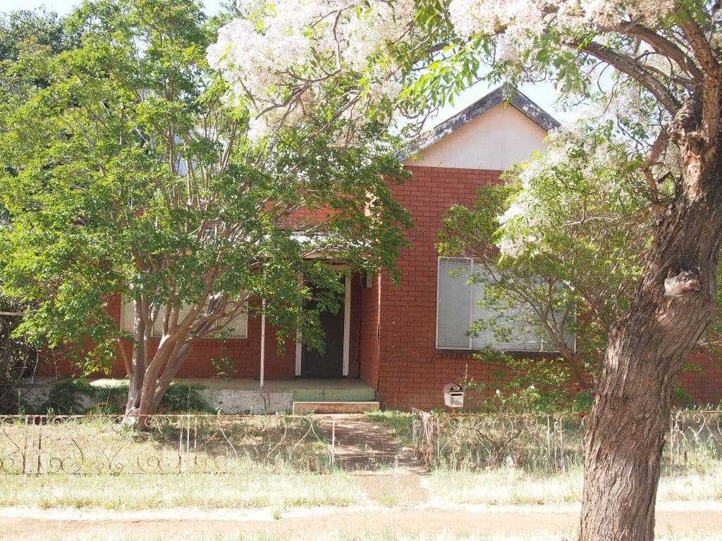 37 Mahonga Street, CONDOBOLIN NSW 2877, Condobolin - Image 1