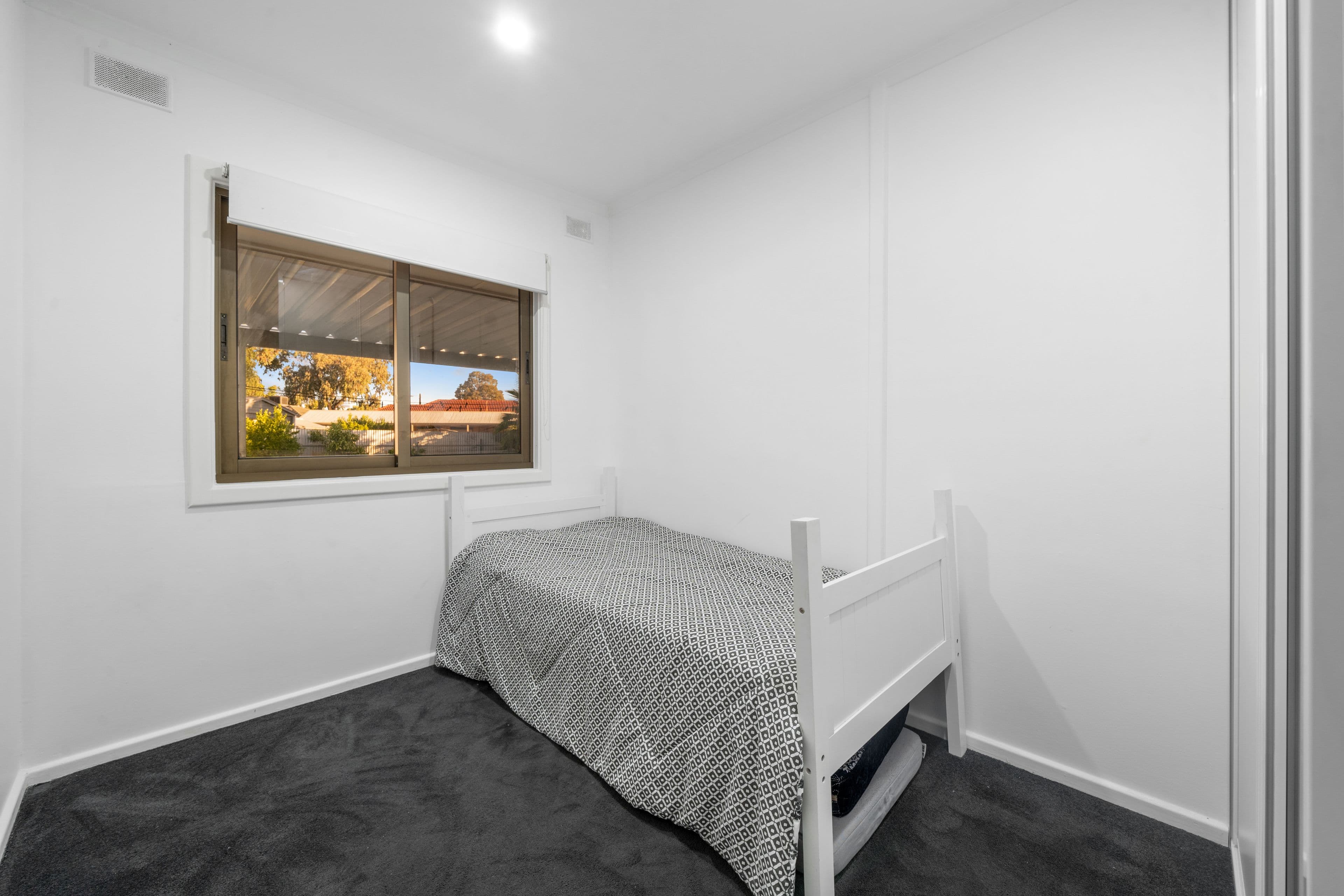 4 Armagh Crescent, Salisbury Downs SA 5108, Salisbury Downs - Thumbnail 8