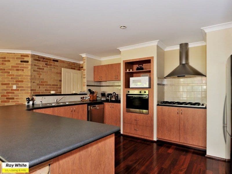 136 Clifton Street, CHIDLOW WA 6556, Chidlow - Thumbnail 5