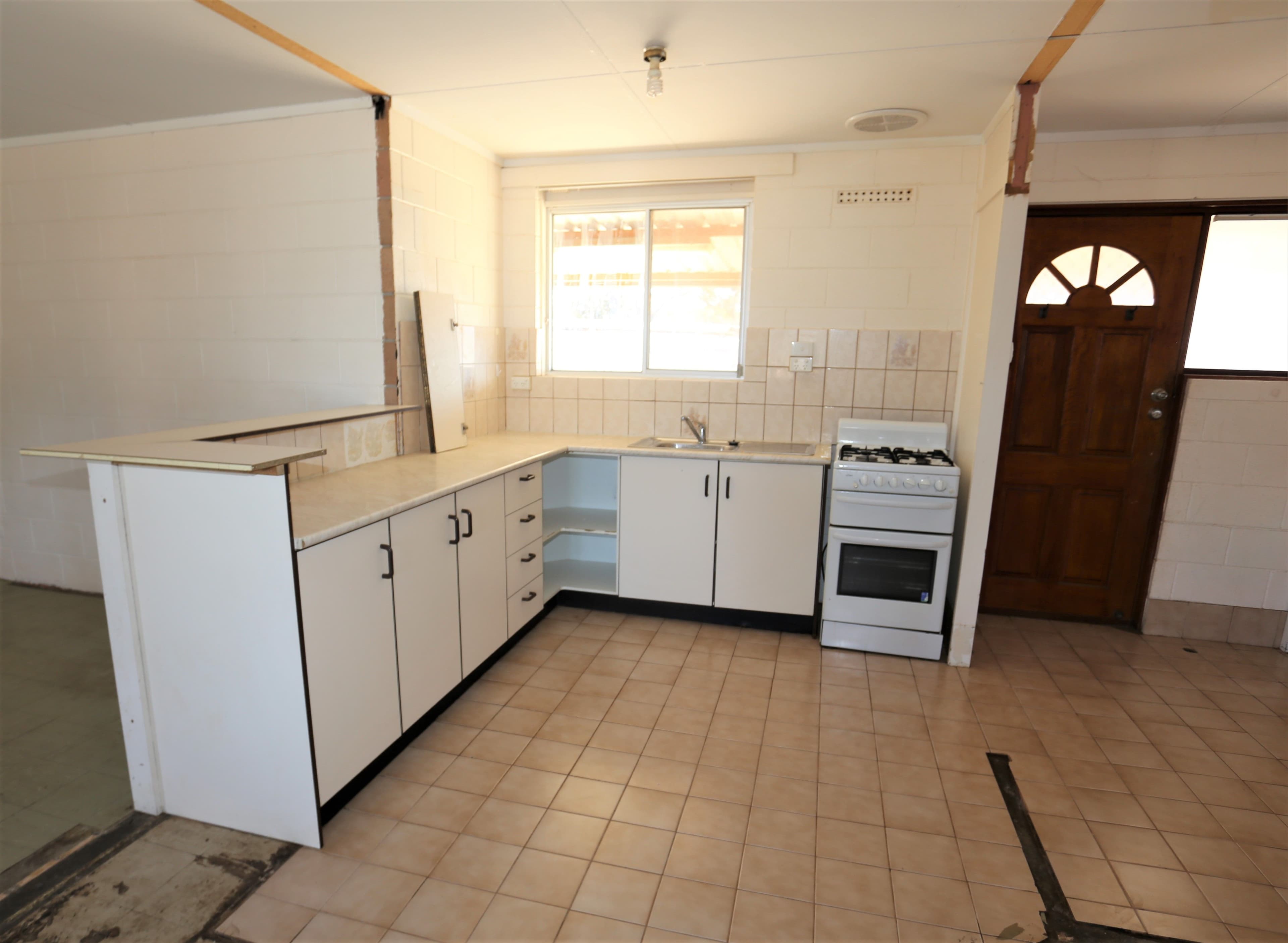 87 Saltbush Road, Kambalda West WA 6442, Kambalda West - Thumbnail 4