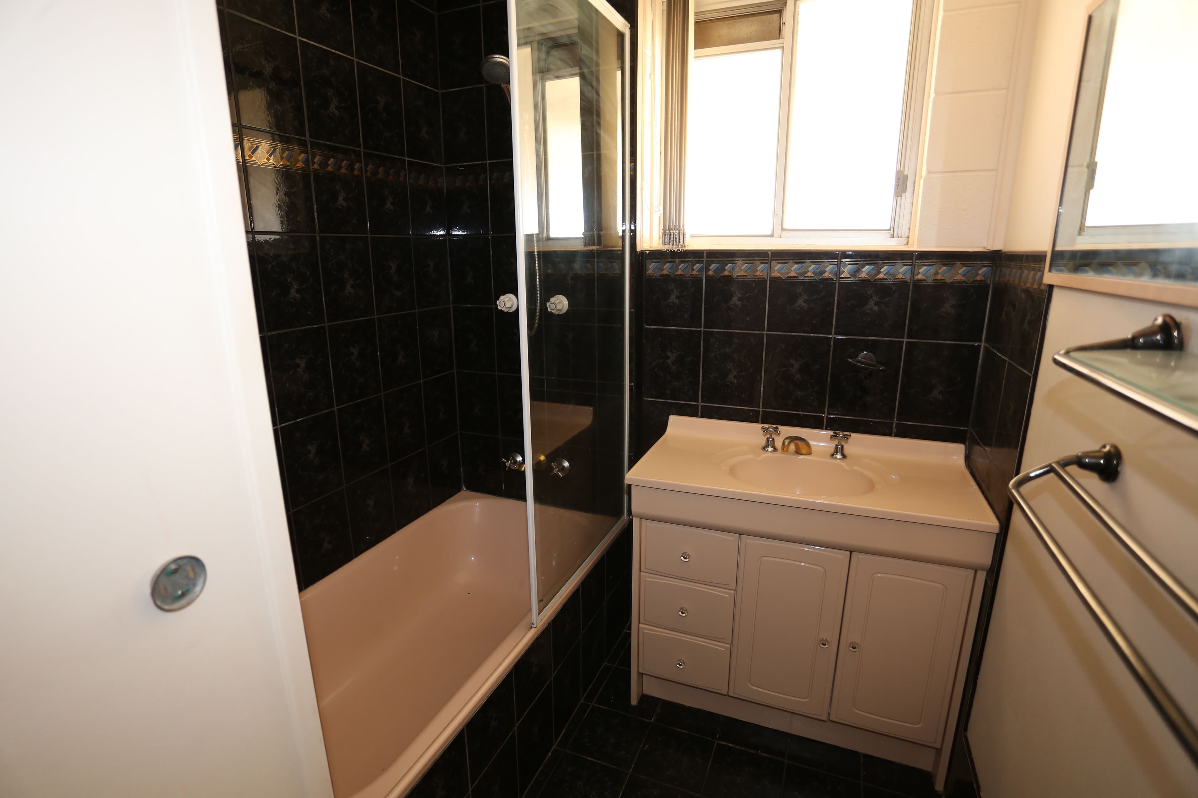87 Saltbush Road, Kambalda West WA 6442, Kambalda West - Thumbnail 5