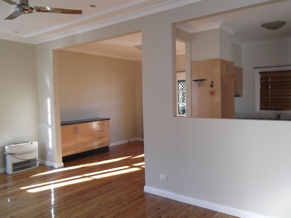 130 Crown Street, WEST TAMWORTH NSW 2340, West Tamworth - Thumbnail 6