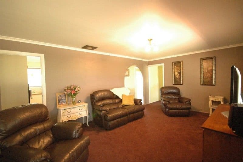35 Greers Road, WITHCOTT QLD 4352, Withcott - Thumbnail 2