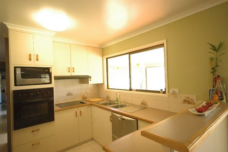 35 Greers Road, WITHCOTT QLD 4352, Withcott - Thumbnail 3
