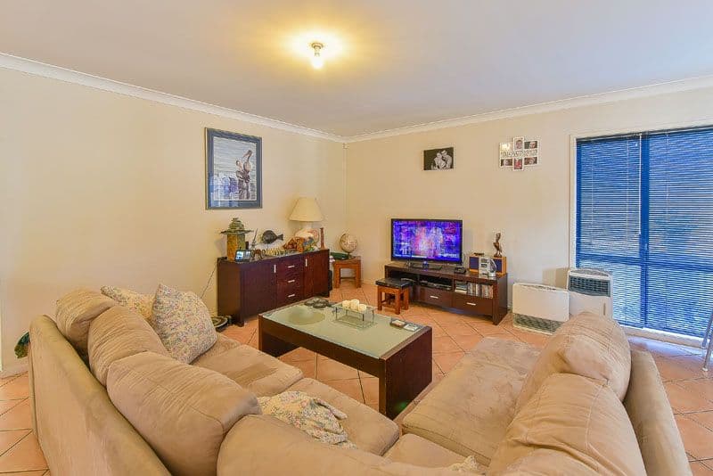 17a Gordon Avenue, Ingleburn NSW 2565, Ingleburn - Thumbnail 2
