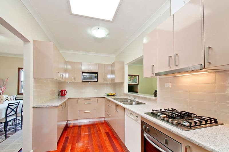 10 Tobruk Avenue, ENGADINE NSW 2233, Engadine - Thumbnail 3