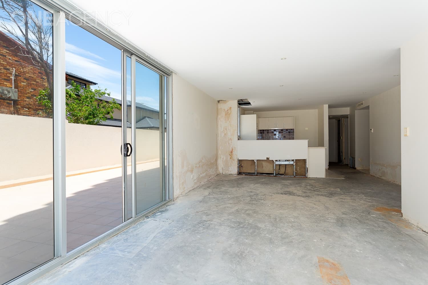 1/5 Lilla Street, Woody Point, Woody Point - Thumbnail 2