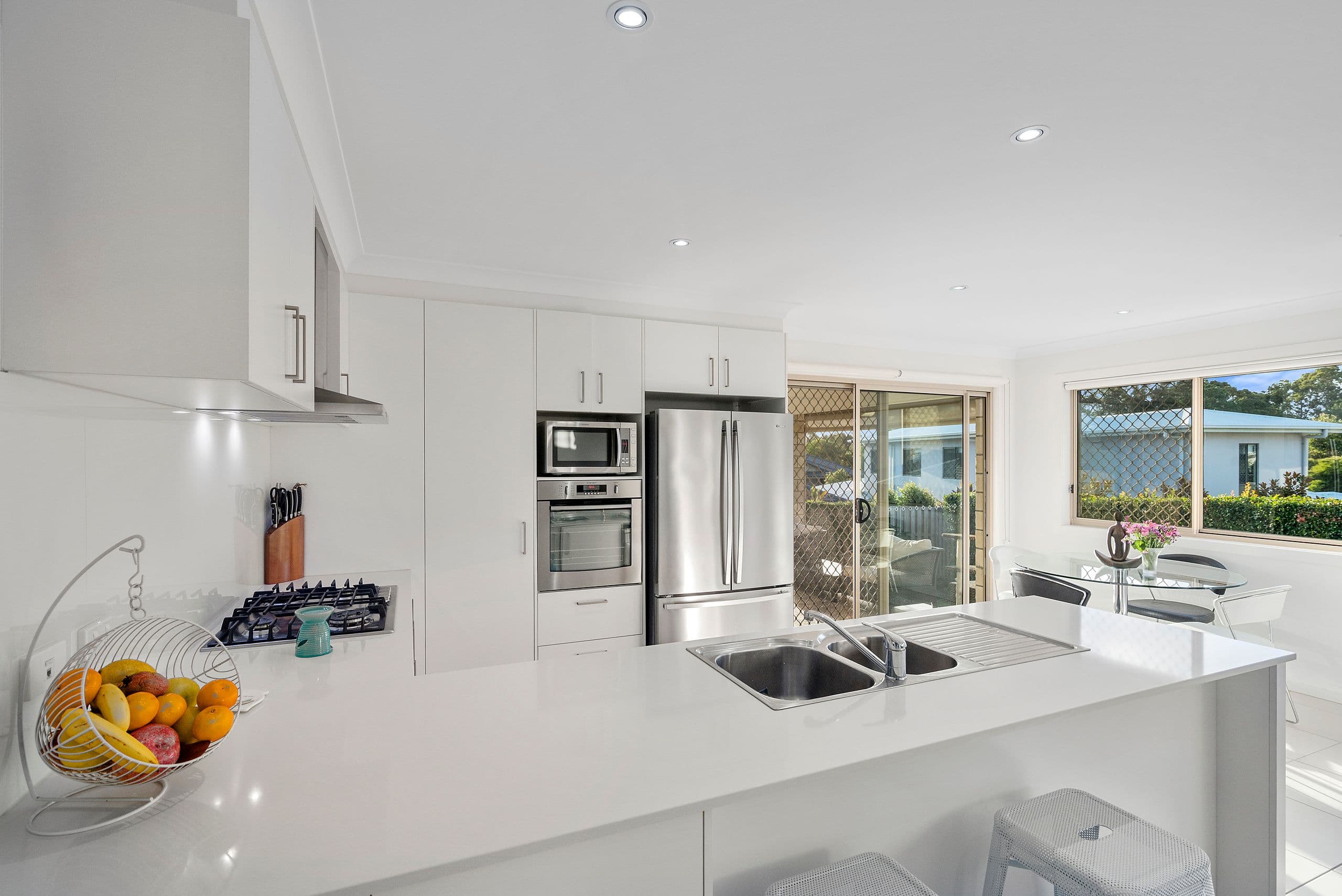 3 Beacon Court, Elanora QLD 4221, Elanora - Thumbnail 3