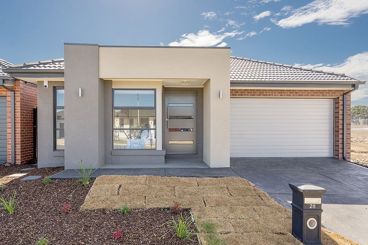 28 Elvire Road, Craigieburn VIC 3064, Craigieburn - Image 1