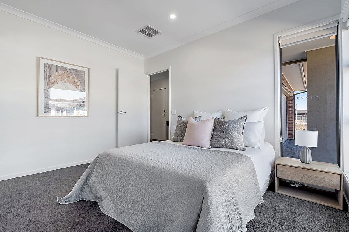 28 Elvire Road, Craigieburn VIC 3064, Craigieburn - Thumbnail 5
