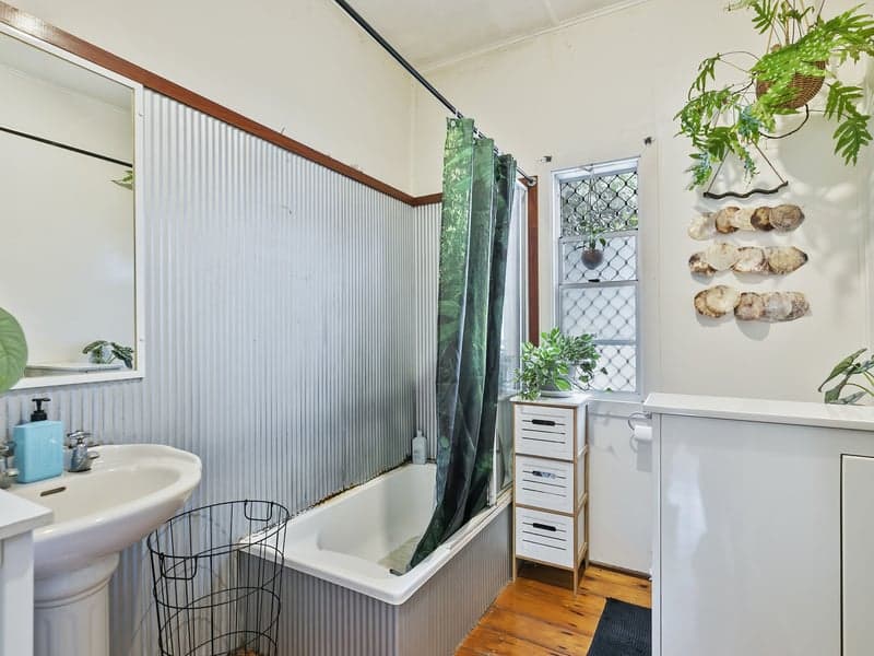 7 Greenwood Close, Frenchville QLD, Frenchville - Thumbnail 5