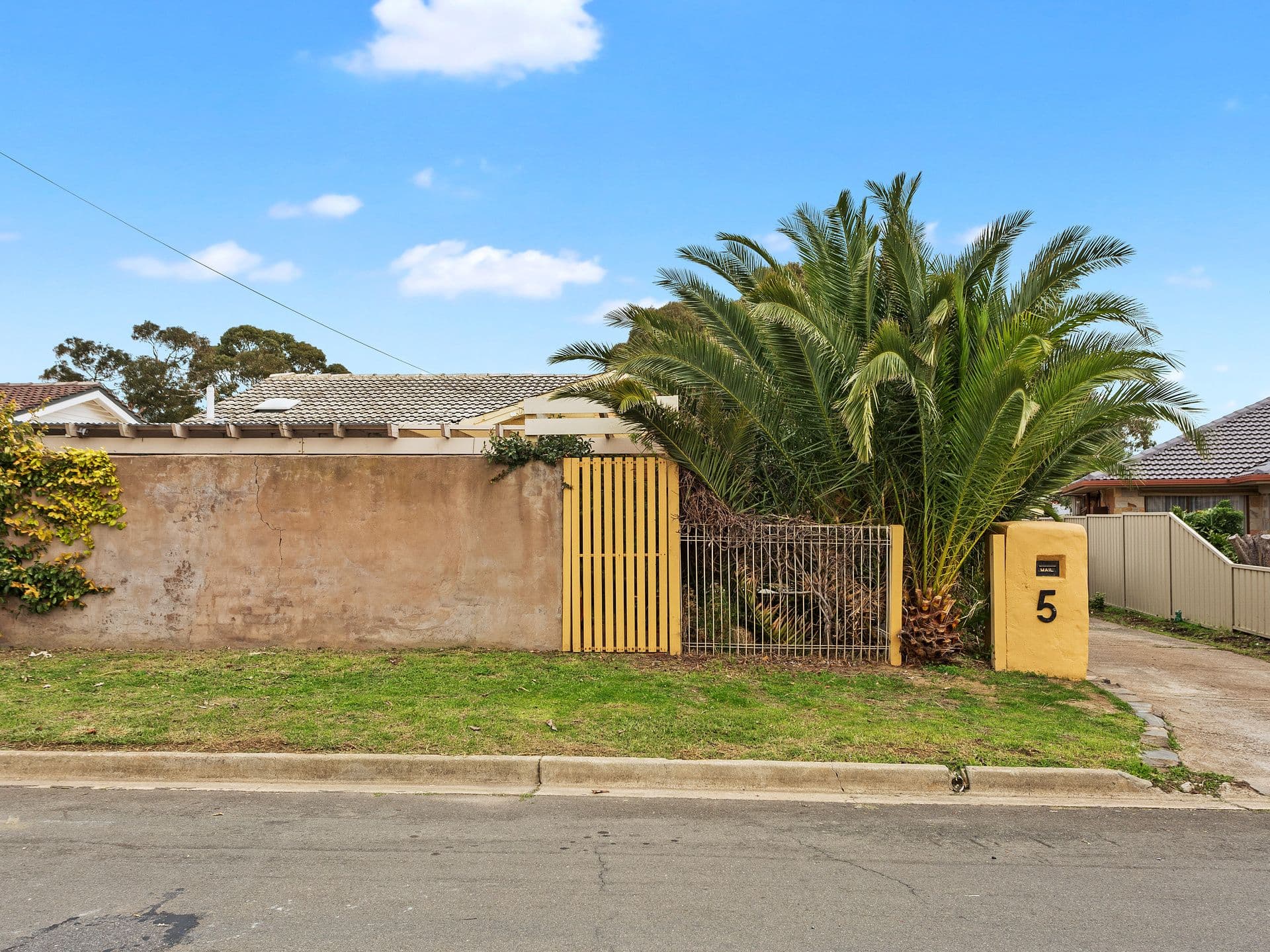 5 Young Avenue, Port Noarlunga SA 5167, Port Noarlunga - Thumbnail 2