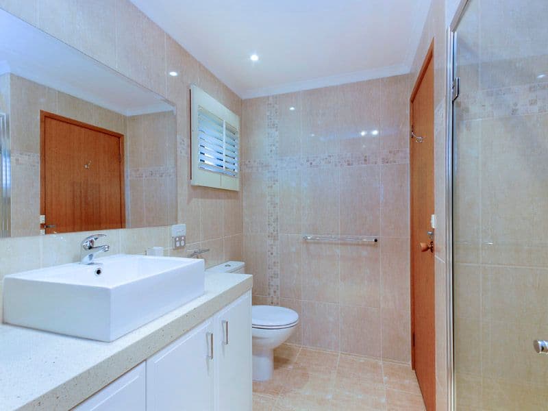 6 Alkoomi Avenue, HAMLYN HEIGHTS VIC 3215, Hamlyn Heights - Thumbnail 4