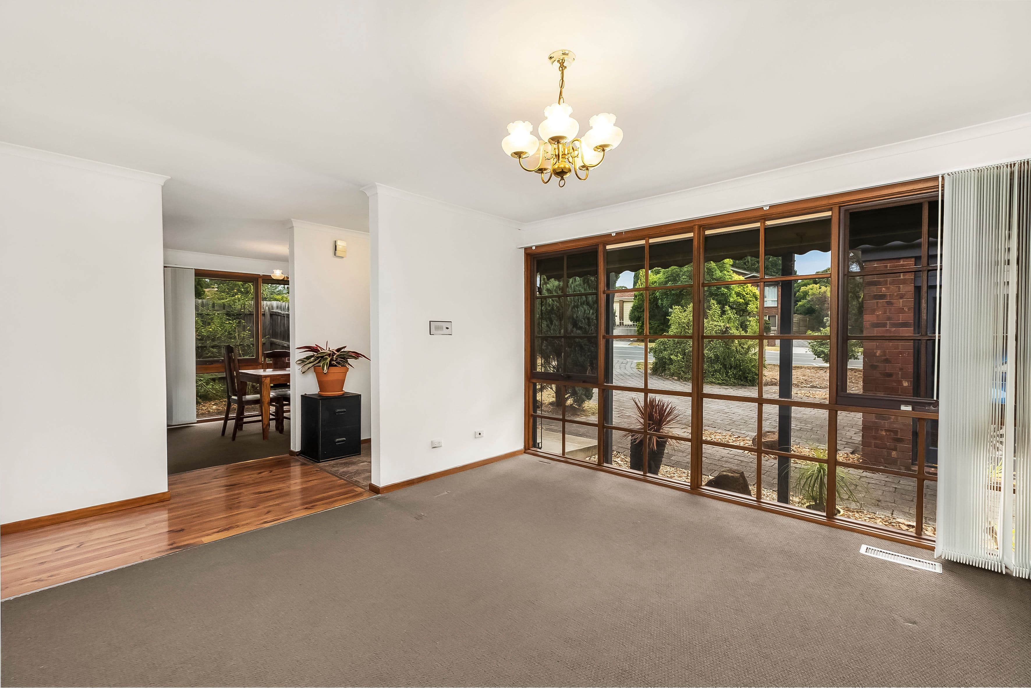 1 Renou Road, Wantirna South VIC 3152, Wantirna South - Thumbnail 2