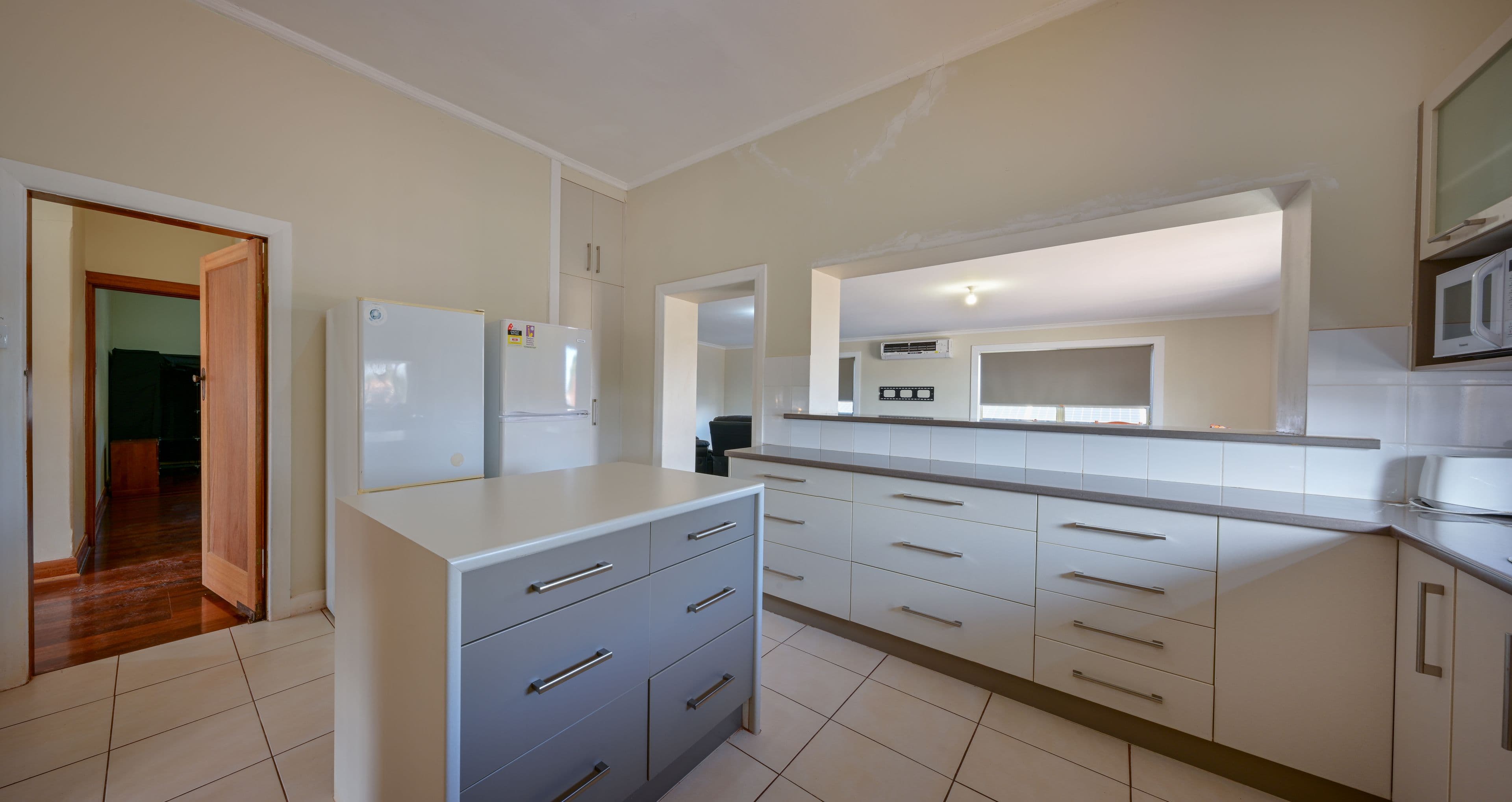 111 Elliott Street, Whyalla Playford SA 5600, Whyalla Playford - Thumbnail 3