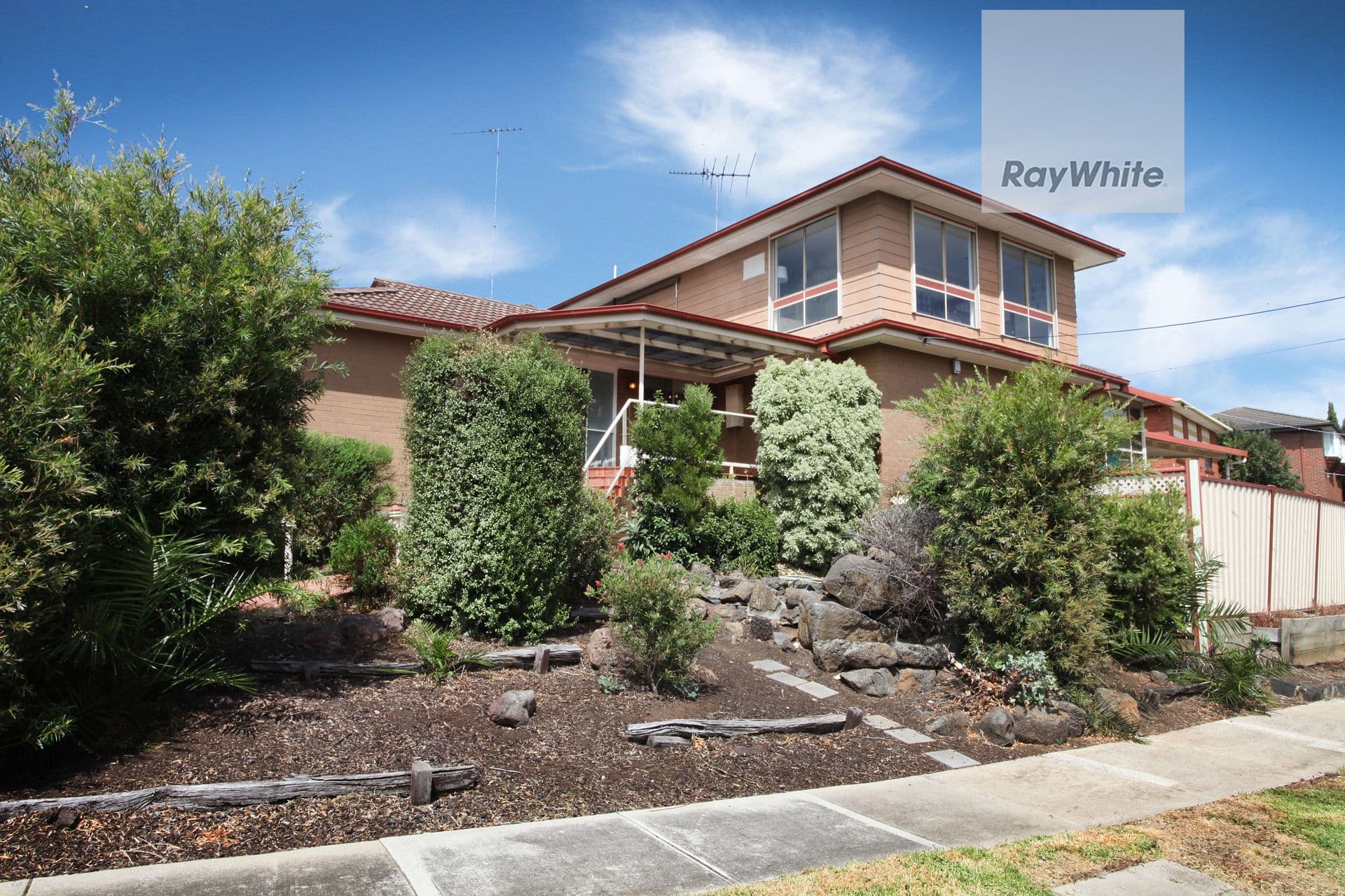 2 Keyes Place, Gladstone Park VIC 3043, Gladstone Park - Thumbnail 2