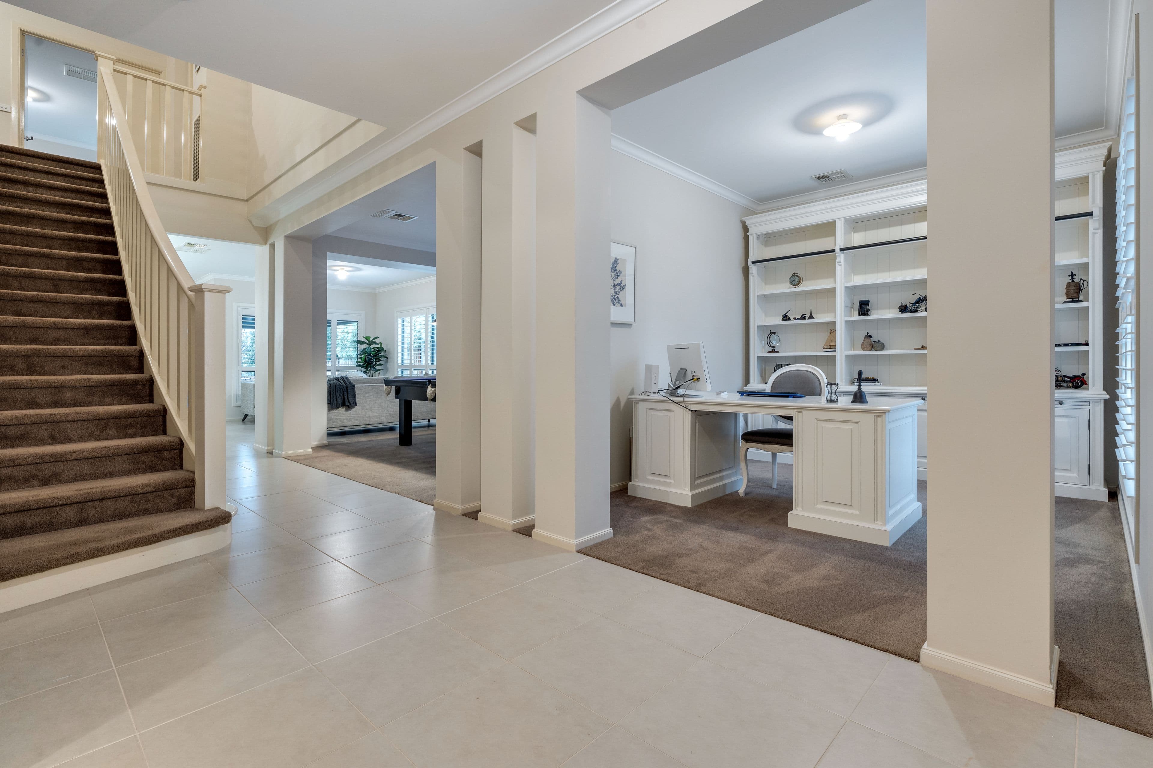 18 Highview Place, Craigieburn VIC 3064, Craigieburn - Thumbnail 3