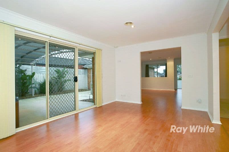 12 Alamanda Way, CRANBOURNE NORTH VIC 3977, Cranbourne North - Thumbnail 5