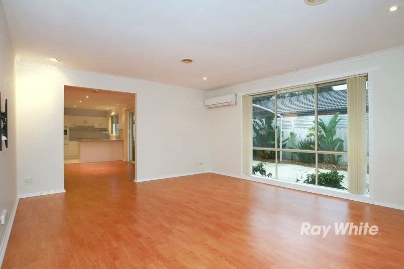 12 Alamanda Way, CRANBOURNE NORTH VIC 3977, Cranbourne North - Thumbnail 7