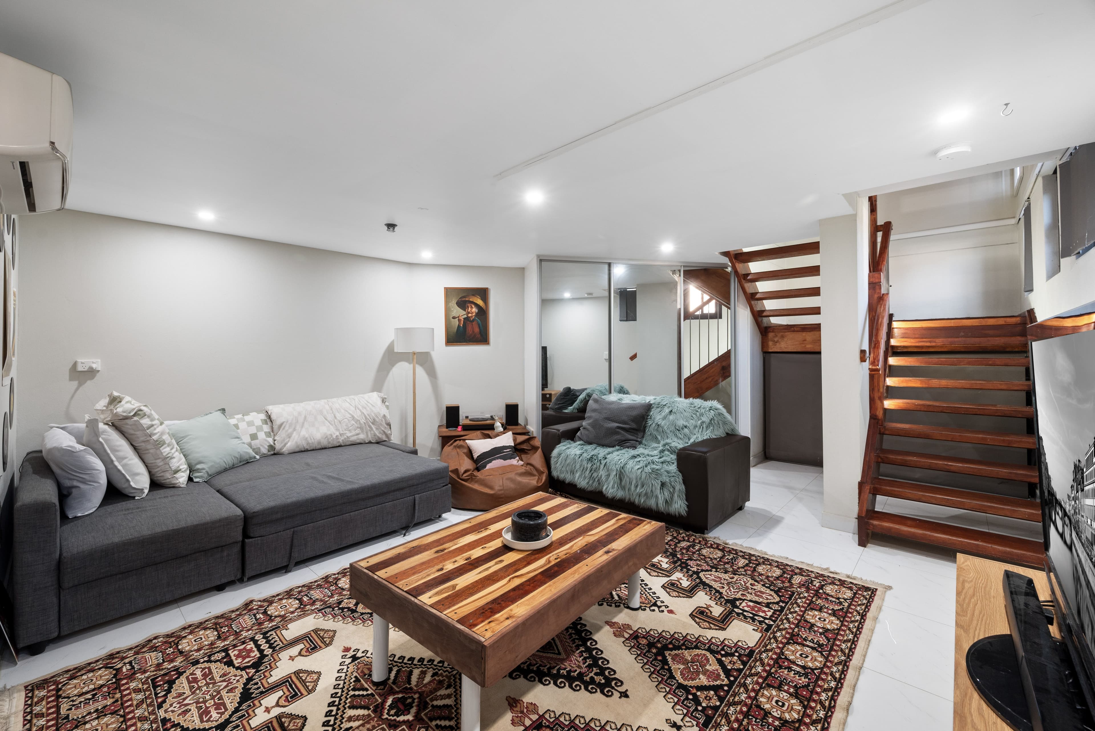 39 Verbena Avenue, Casula NSW 2170, Casula - Thumbnail 2