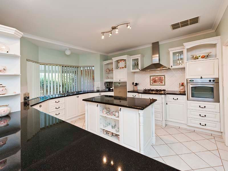 6 Peelhurst Way, BALDIVIS WA 6171, Baldivis - Thumbnail 2