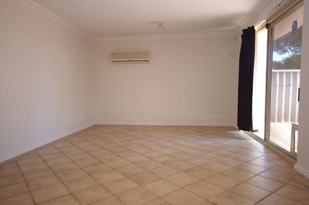 102b Harrison Street, NOLLAMARA WA 6061, Nollamara - Thumbnail 4