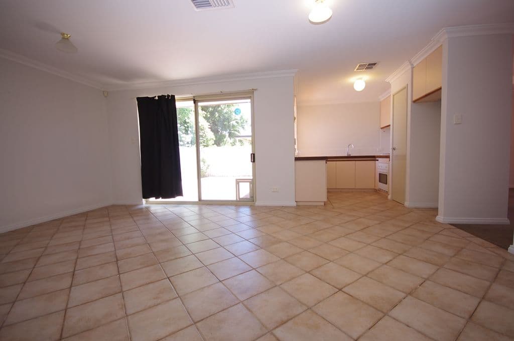 102b Harrison Street, NOLLAMARA WA 6061, Nollamara - Thumbnail 5