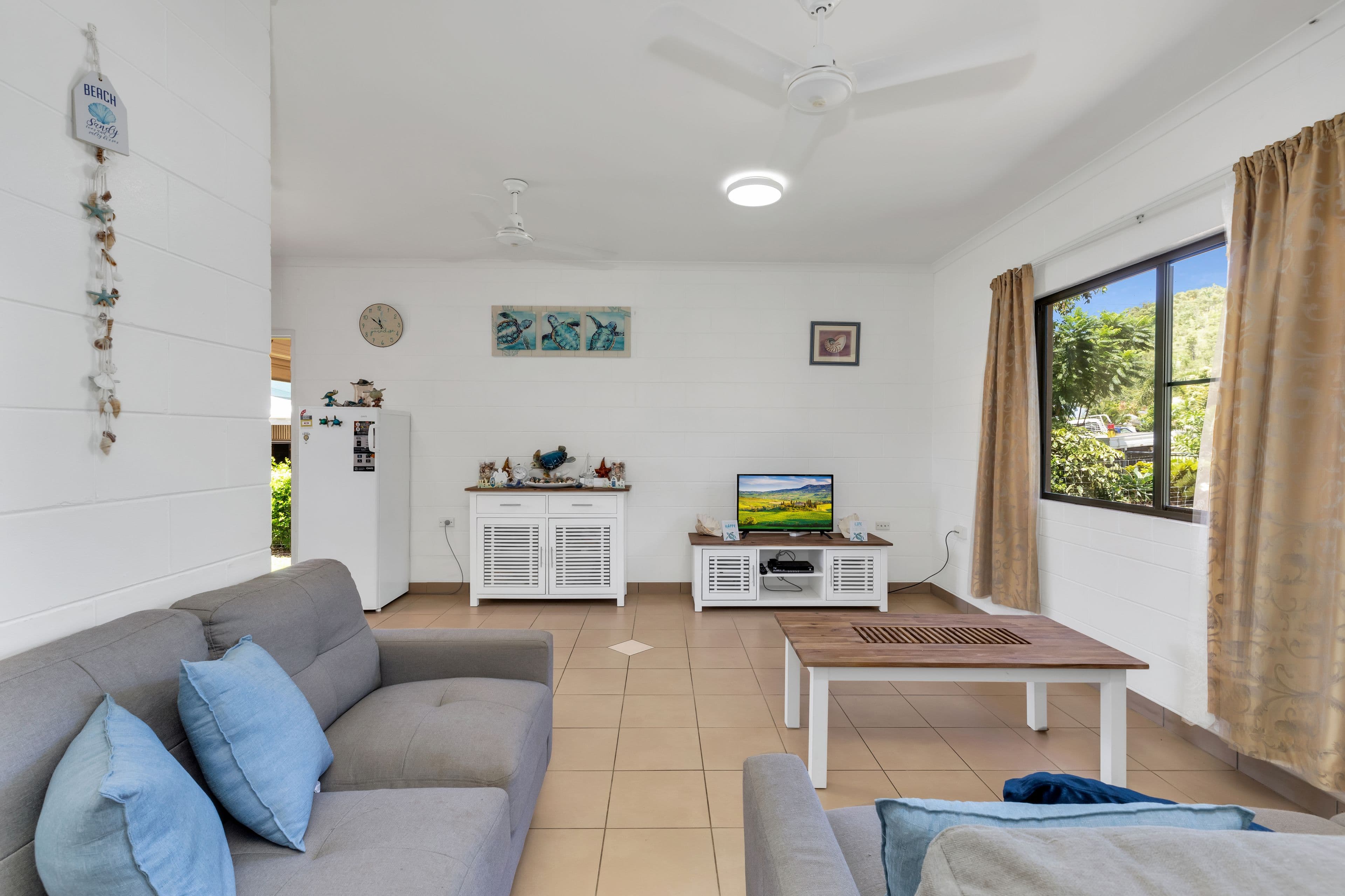 19 Cowry Crescent, Dingo Beach QLD 4800, Dingo Beach - Thumbnail 2