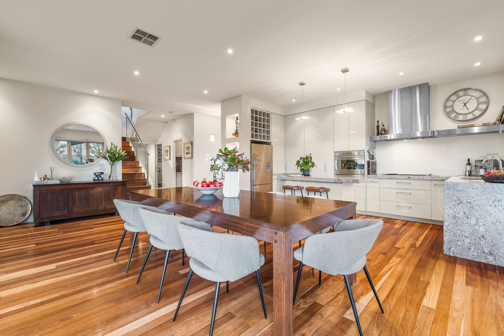 94 Gordon Street, Balwyn VIC 3103, Balwyn - Thumbnail 2