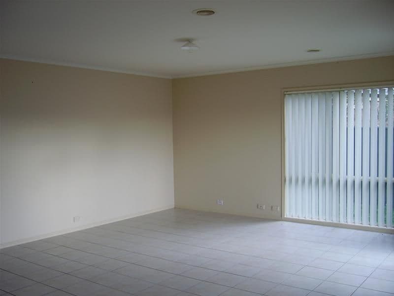 31 Harrington Drive, NARRE WARREN SOUTH VIC 3805, Narre Warren South - Thumbnail 4