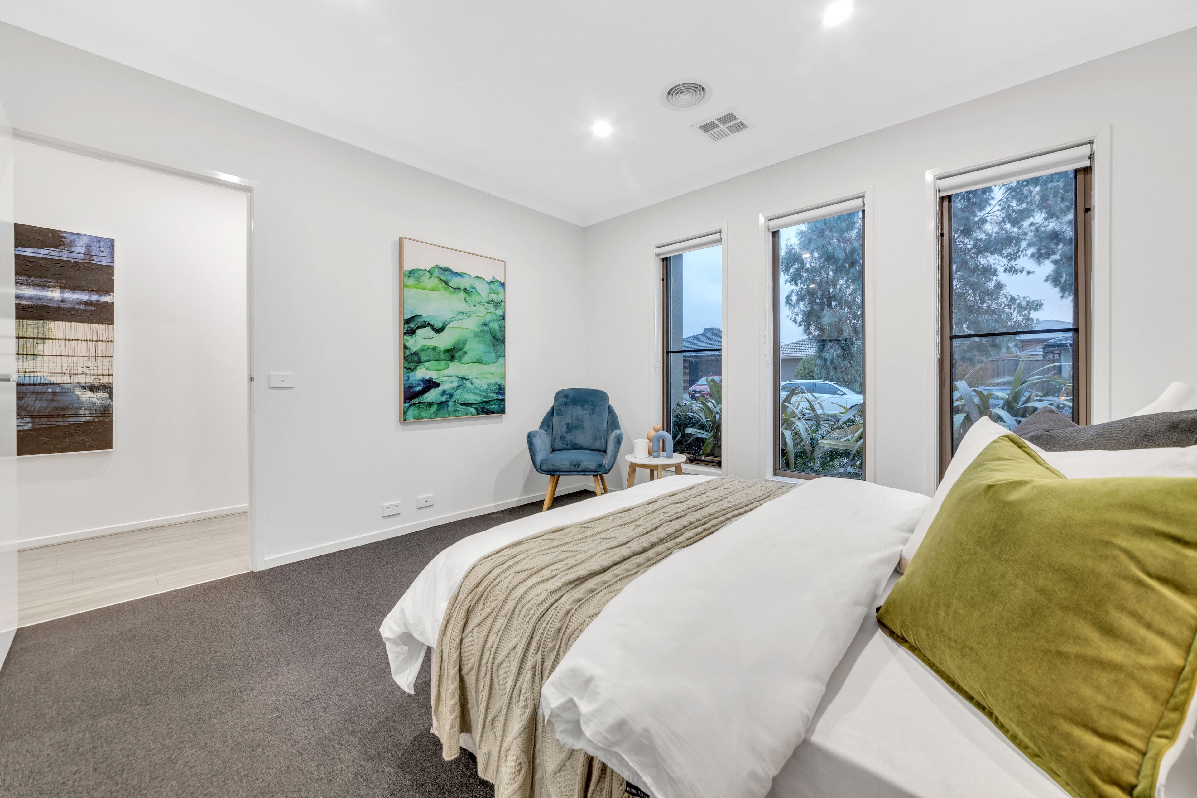 16 Bedford Way, Mickleham VIC 3064, Mickleham - Thumbnail 4