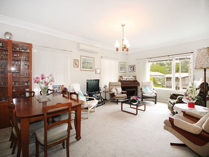 7 Essex Road, Indooroopilly QLD 4068, Indooroopilly - Thumbnail 2