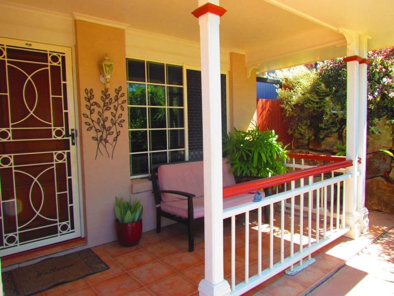 15 Fitzroy Street, CHURCHILL QLD 4305, Churchill - Thumbnail 2