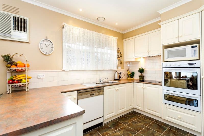 23 Pecten Avenue, WARRNAMBOOL VIC 3280, Warrnambool - Thumbnail 2