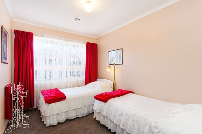 23 Pecten Avenue, WARRNAMBOOL VIC 3280, Warrnambool - Thumbnail 5