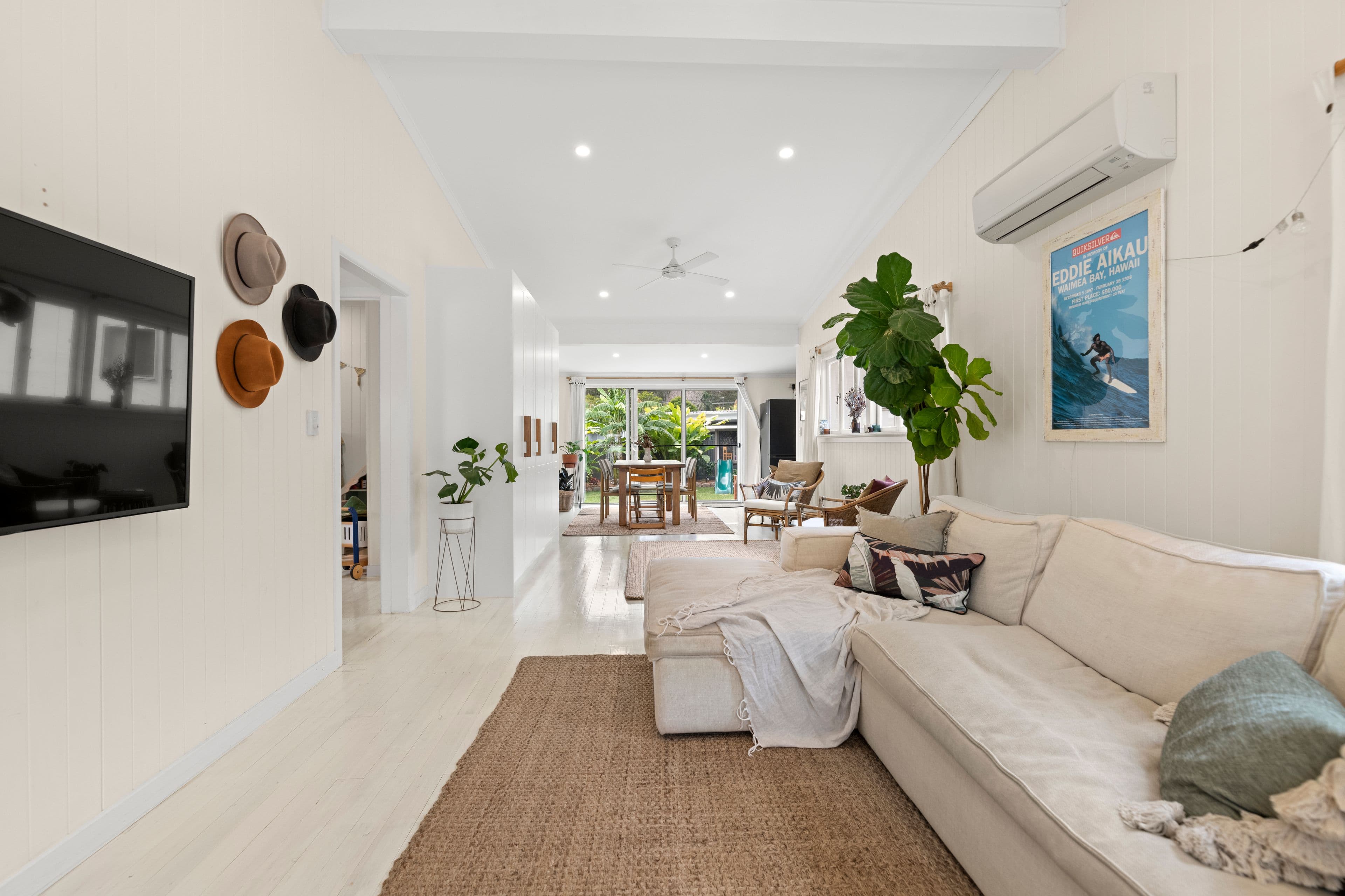 33 Matilda Street, Burleigh Heads QLD 4220, Burleigh Heads - Thumbnail 2
