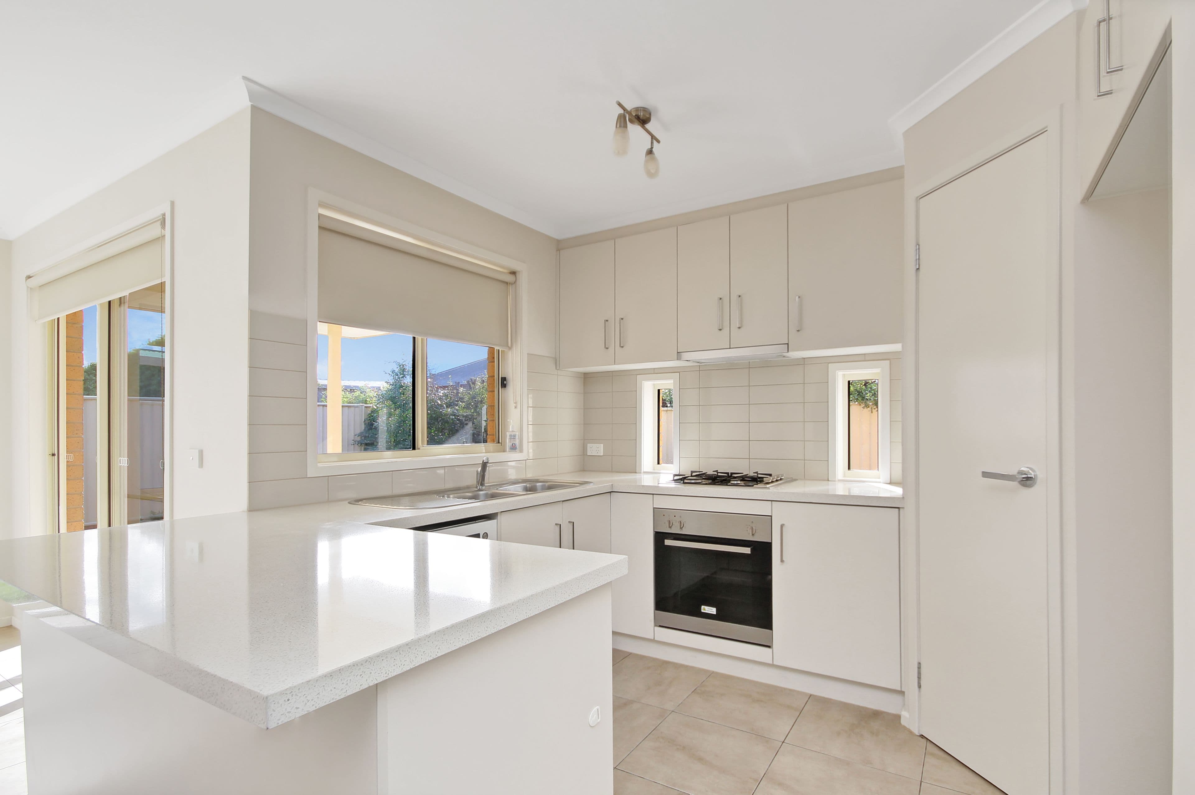 46 Hillary Street, Horsham VIC 3400, Horsham - Thumbnail 2