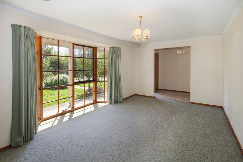 1701 Geelong Road, Mount Helen VIC 3350, Mount Helen - Thumbnail 4
