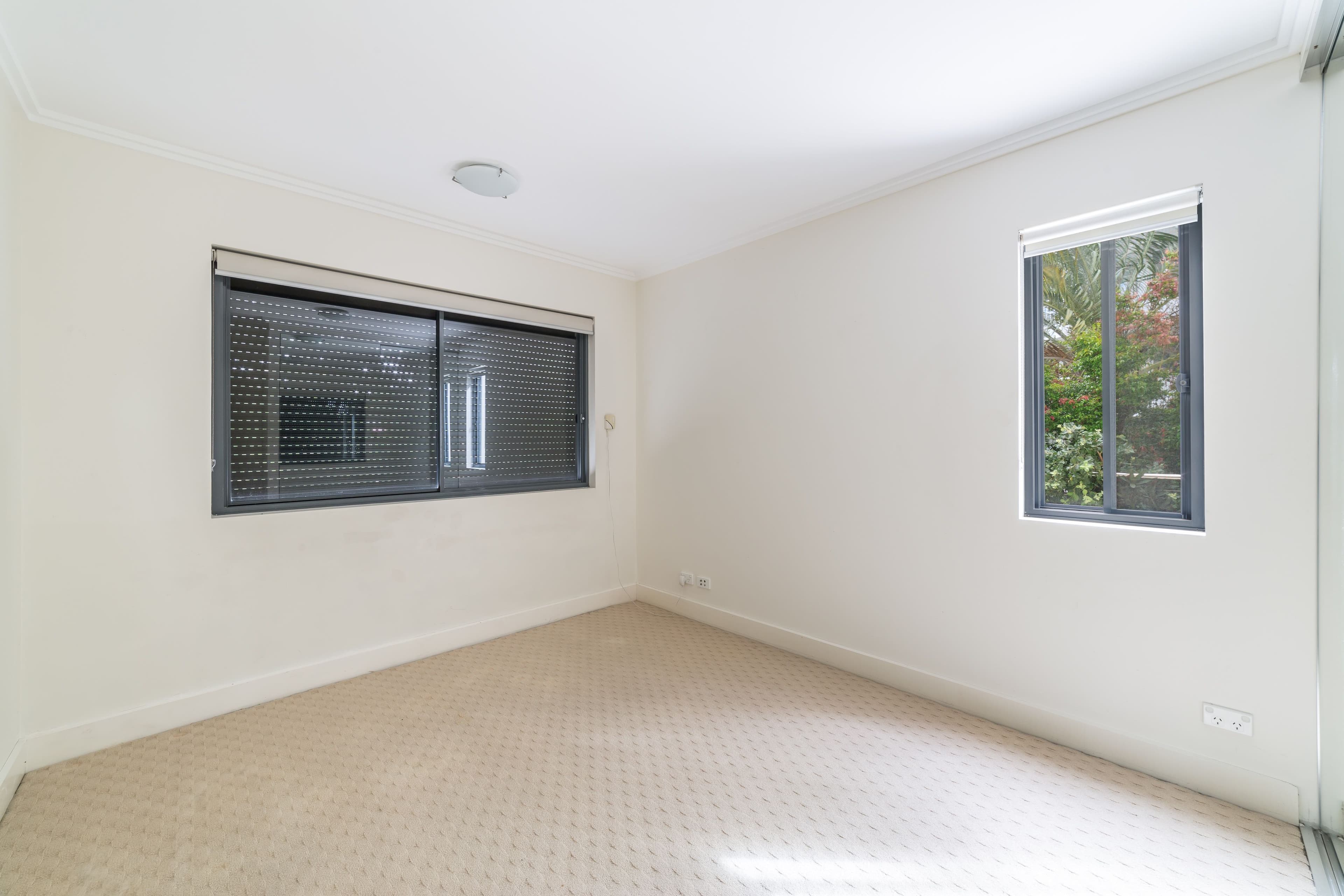 508 Marine Parade, Biggera Waters QLD 4216, Biggera Waters - Thumbnail 6