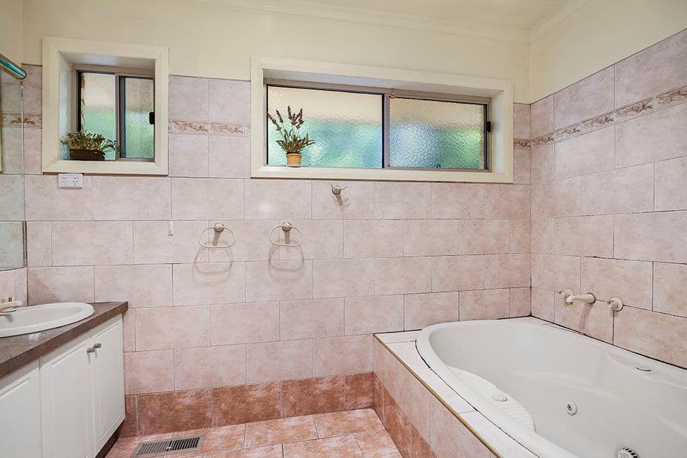 1064 Doncaster Road, DONCASTER EAST VIC 3109, Doncaster East - Thumbnail 6